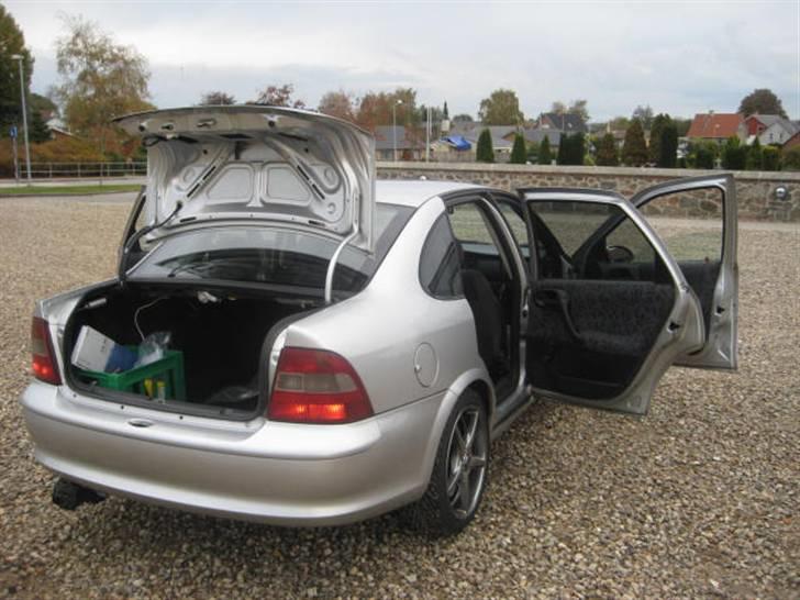 Opel Vectra B "Solgt" billede 19
