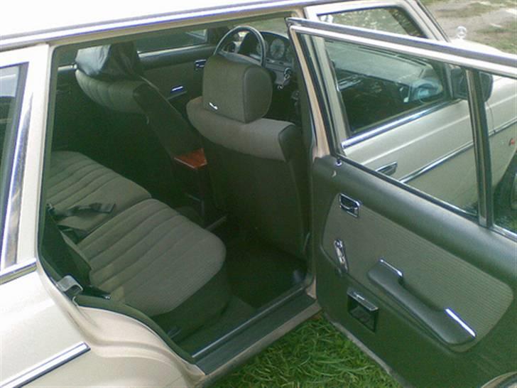 Mercedes Benz 230TE * SOLGT * - Benplads bagi billede 6