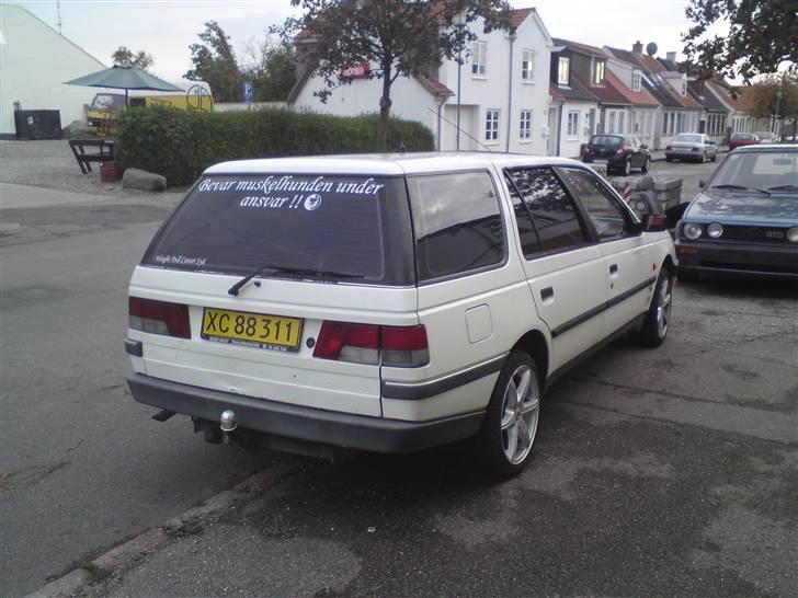 Peugeot 405 stc TOTAL SKADET  billede 7