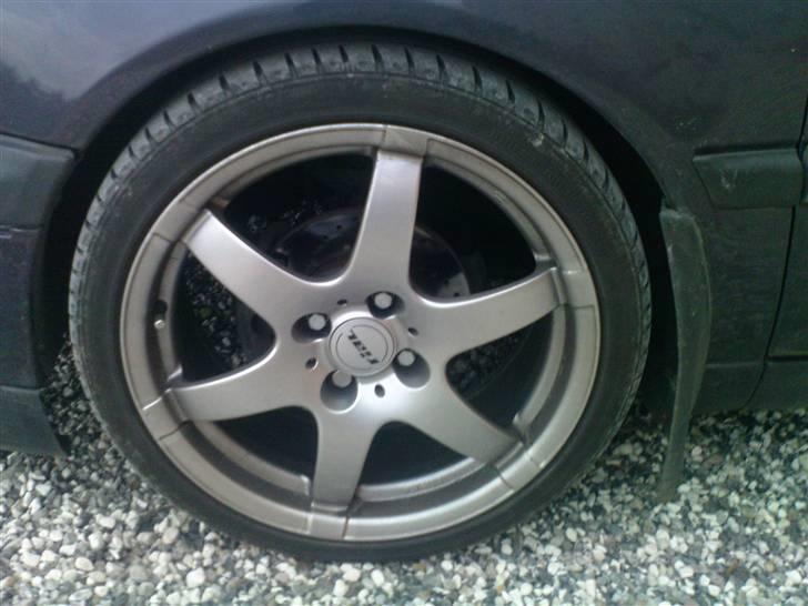 VW vento solgt billede 4