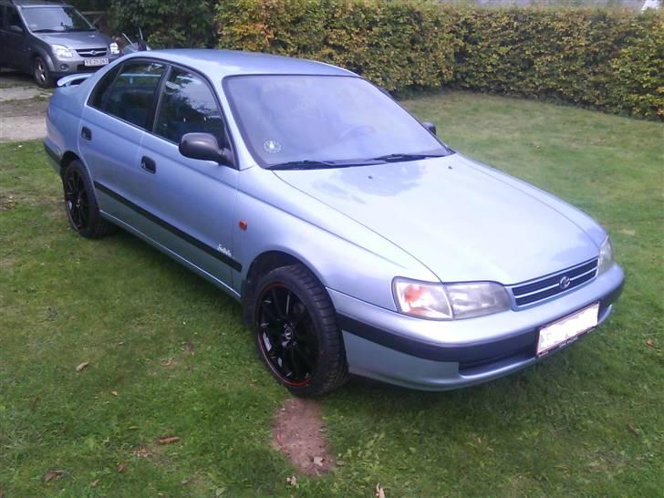Toyota carina e 1.6 xli SOLGT ;( billede 1