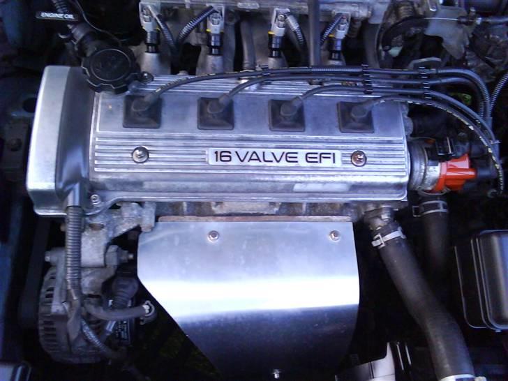 Toyota carina e 1.6 xli SOLGT ;( billede 2