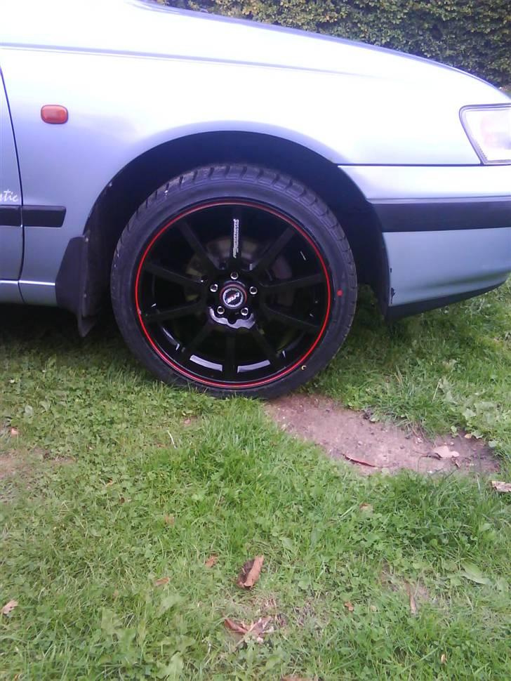 Toyota carina e 1.6 xli SOLGT ;( billede 4