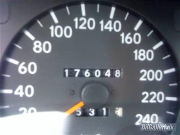 Toyota carina e 1.6 xli SOLGT ;( billede 7