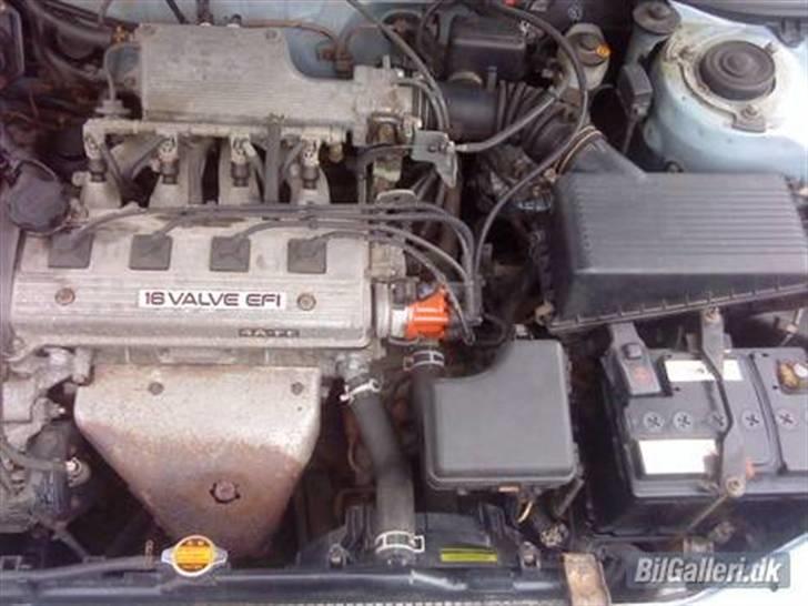 Toyota carina e 1.6 xli SOLGT ;( - efter jeg bare har støvedet den af  billede 9