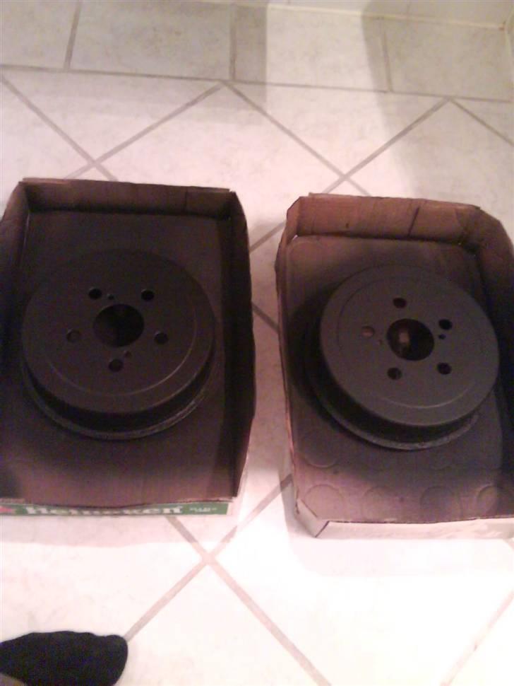 Toyota carina e 1.6 xli SOLGT ;( billede 13