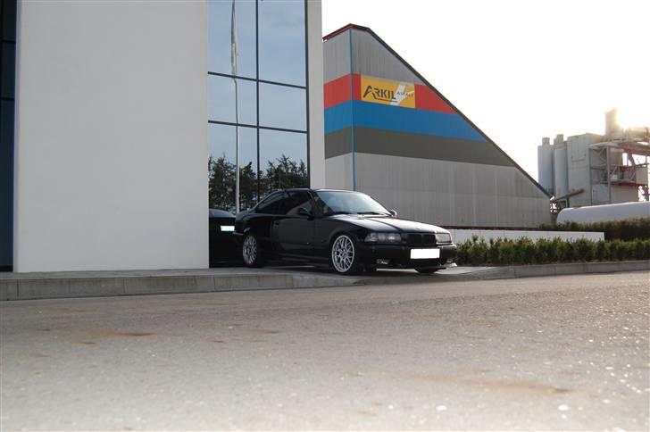 BMW 325i solgt billede 15