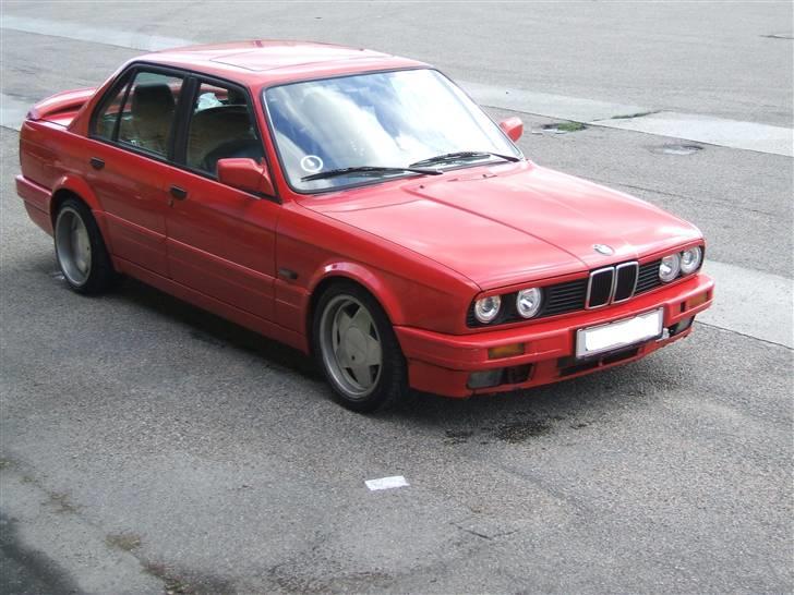 BMW 320 (2.5L) SOLGT billede 1