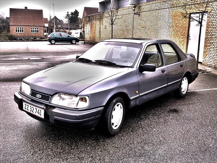 Ford Sierra 2.0 DOCH SOLGT billede 1