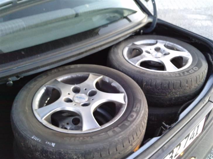 Ford Sierra 2.0 DOCH SOLGT billede 12