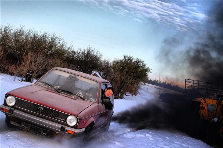 VW Golf 1 D "Røgmaskine" - - R Ø G M A S K I N E -   billede 1