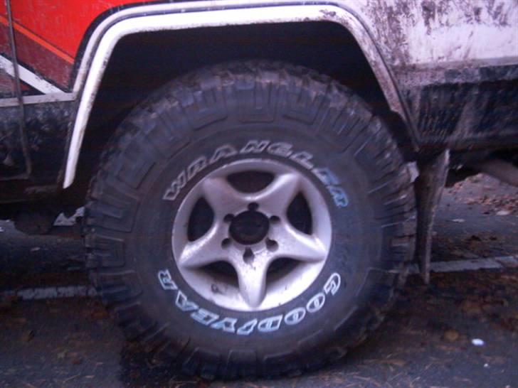 Nissan patrol 2.8  - de små kære 35th dæk 35th - 12.5 th -R 15 billede 7