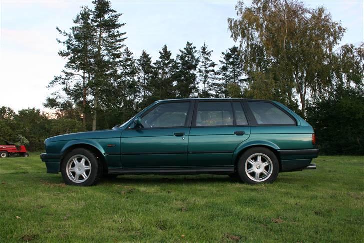 BMW 324TD Touring billede 2