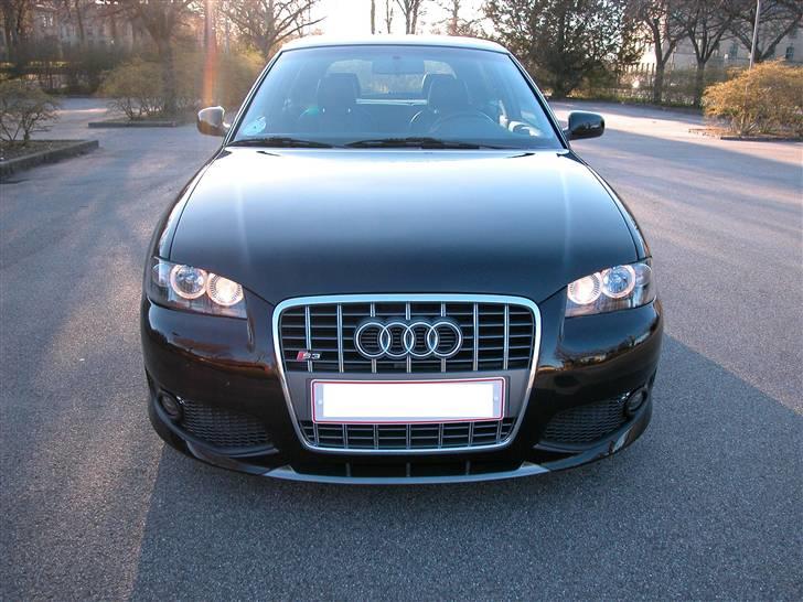 Audi A3 1.8 Turbo (solgt) - Alle mellemrum og samlinger passer perfekt....Hvilket gør at det ser ud som om den er født sådan ;-) billede 4