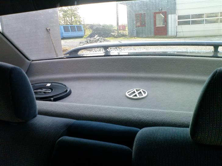 VW vento solgt billede 12