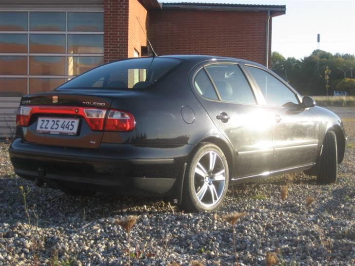 Seat Toledo 1,9 TDi 110 hk billede 2