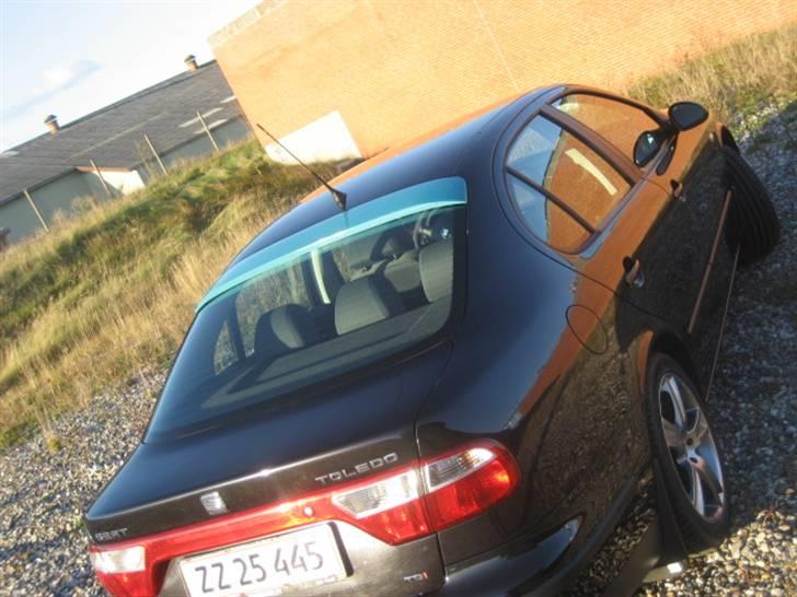 Seat Toledo 1,9 TDi 110 hk - Bagrudespoile mangler lakering og montering. billede 8