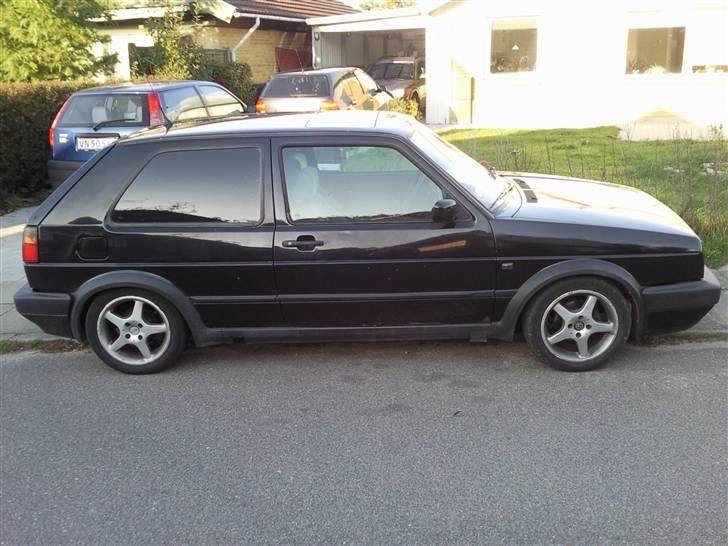 VW Golf II Florida-solgt - her ses sænkningen nogenlunde... billede 3