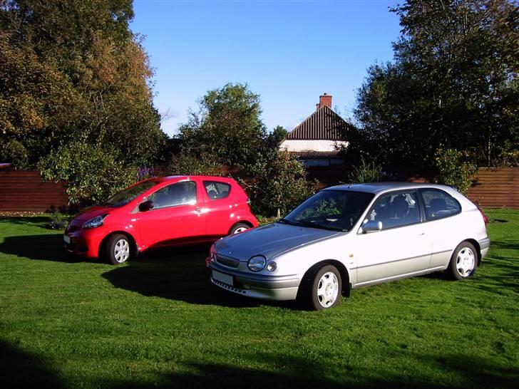 Toyota Aygo 1.0 VVT-i m. VSC - Sammen med "Storesøster" billede 17