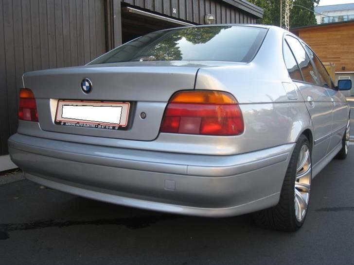 BMW 523 i E39 SOLGT  billede 4
