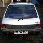 Peugeot 205