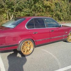 BMW E34 520i---- SOLGT----