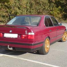 BMW E34 520i---- SOLGT----