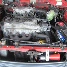 Toyota starlet 1,3 16v xli