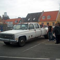 Chevrolet C30 Bonus Cab Big Dooley