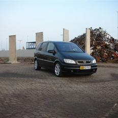 Opel Zafira OPC