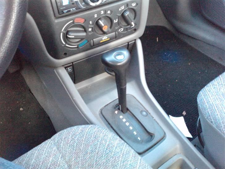 Opel Astra F - *Spassergear* siger en enkelt kammerat  billede 6