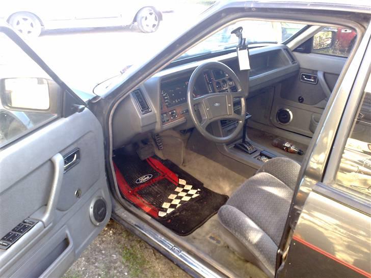 Ford Granada 2,8i. GL. V6 Aut. - Kun en måtte???? billede 10