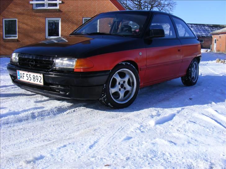 Opel astra f smadret billede 1