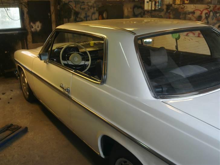 Mercedes Benz W115 250ce /8 billede 15