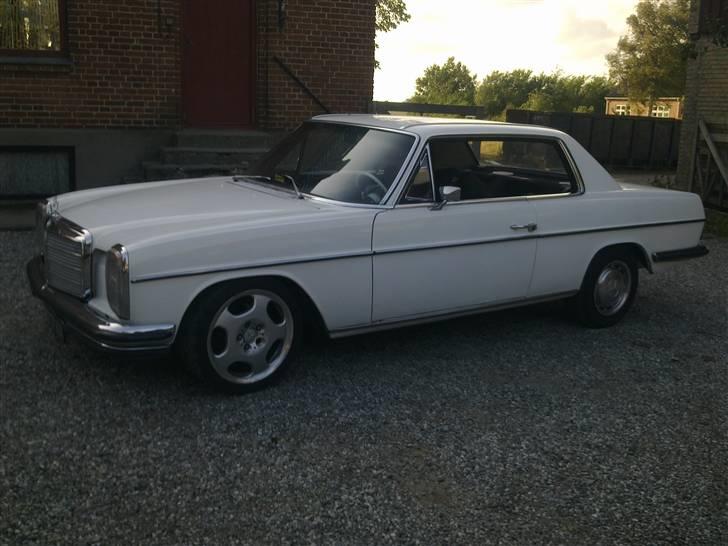 Mercedes Benz W115 250ce /8 billede 17