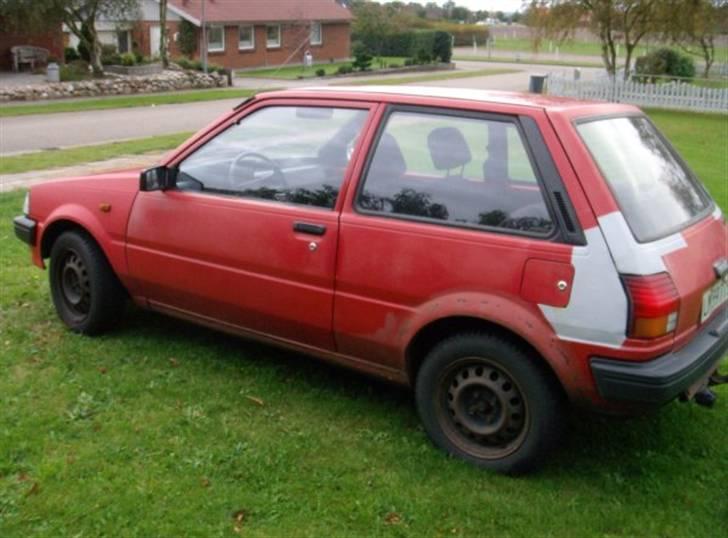 Toyota Starlet EP70 - fra annoncen, bare for at vise at den var endnu grimmere :-P billede 3