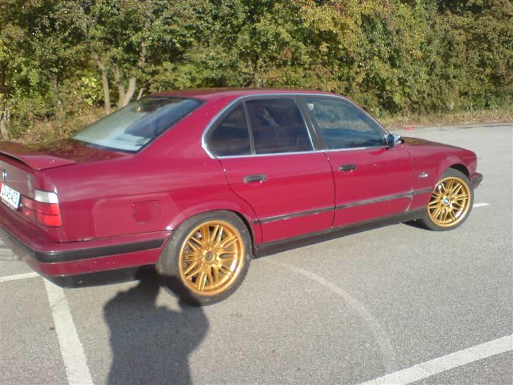 BMW E34 520i---- SOLGT---- billede 2
