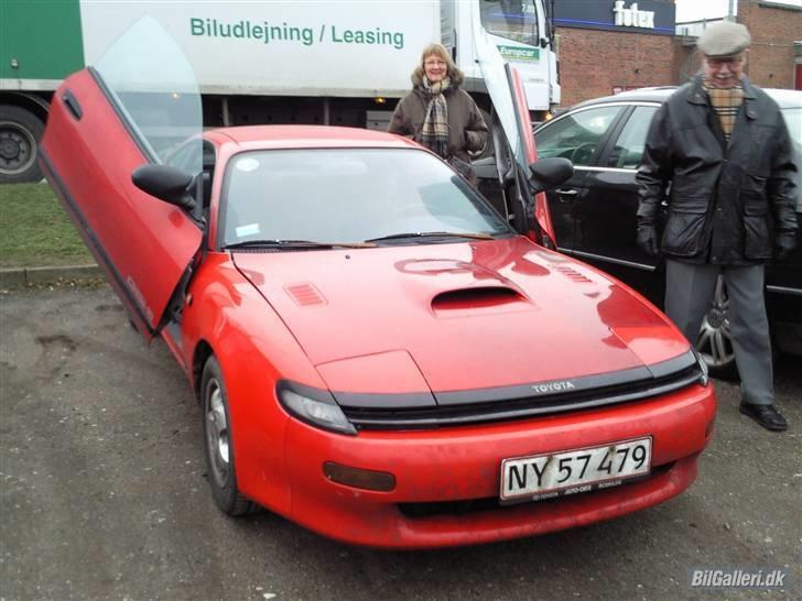 Toyota Celica T18  Widebody - .. dengang der var monteret lambodøre, men det er hevet af igen! billede 10