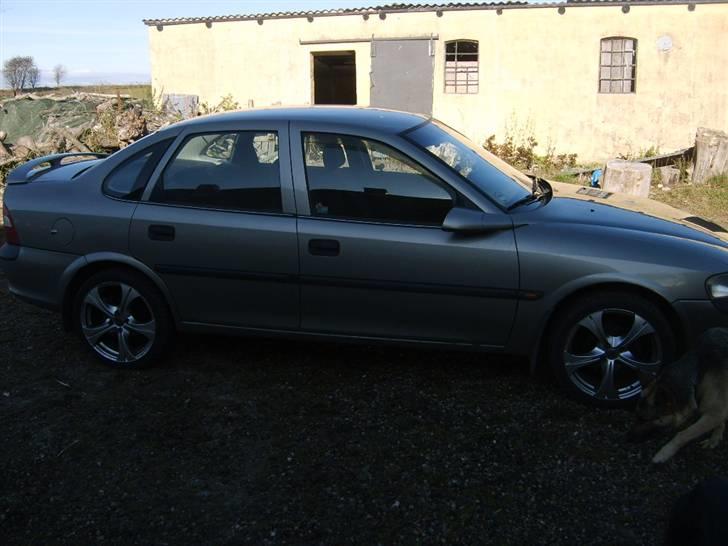 Opel vectra B billede 1
