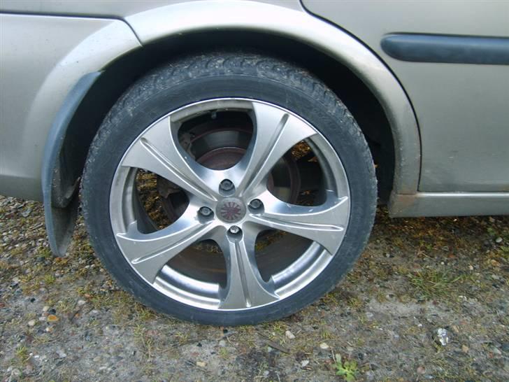 Opel vectra B - De bliv mulig vis skiffe ud med et 18" eller et sæt 9*16 billede 9