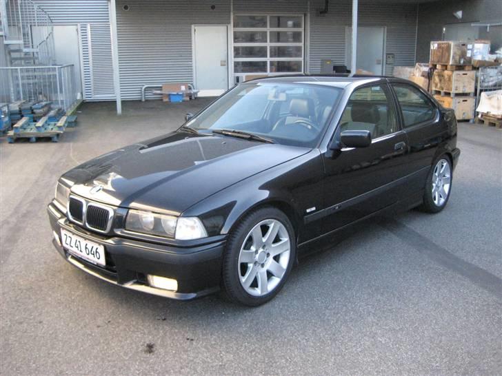BMW 323ti compact M SOLGT billede 1