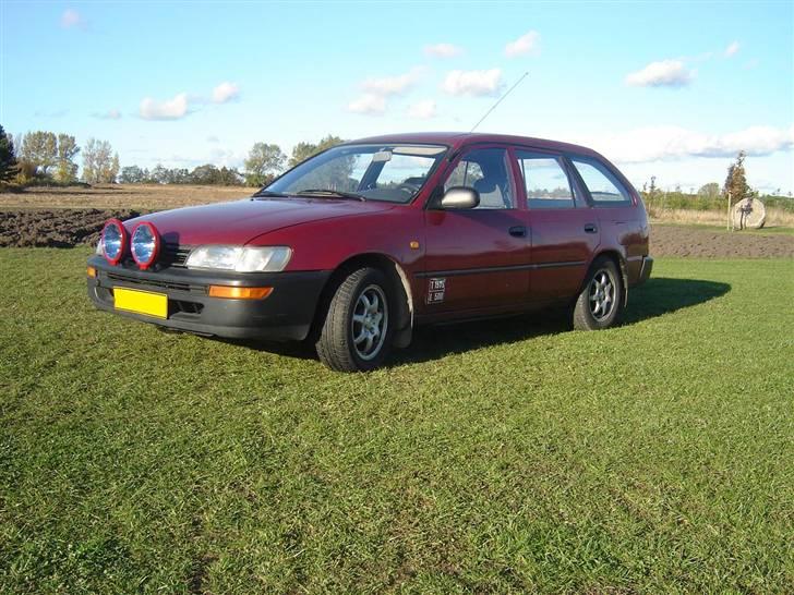 Toyota Corolla ce 100 Van billede 2