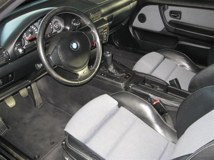 BMW 323ti compact M SOLGT billede 5