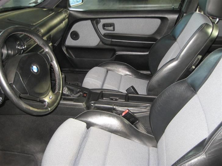 BMW 323ti compact M SOLGT billede 6