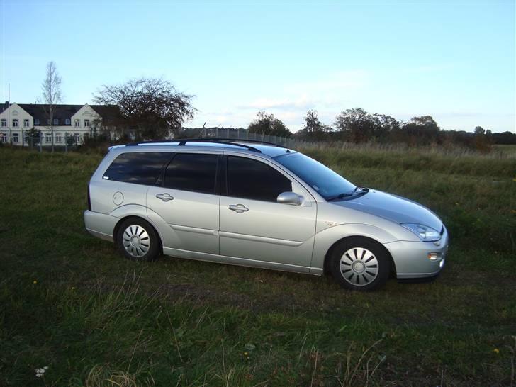 Ford focus st.car SOLGT billede 13