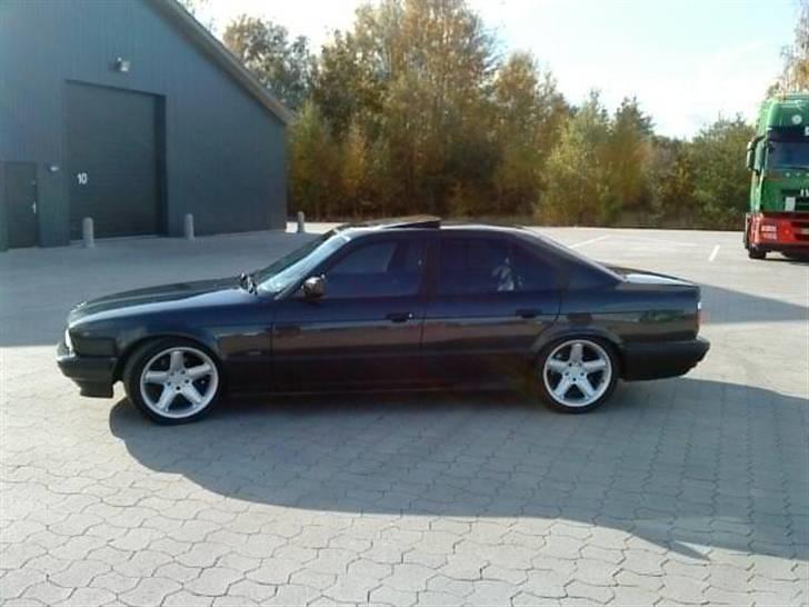 BMW e34 525i billede 4