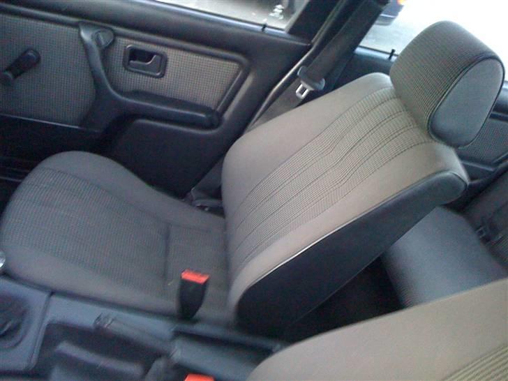 BMW e30 320i solgt billede 10