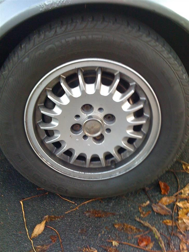 BMW e30 320i solgt billede 13