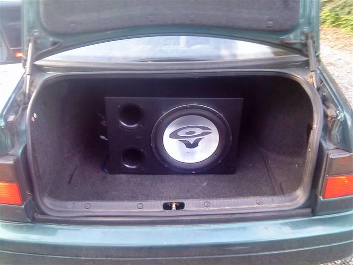 VW Vento =BYTTET= - Ventoen :D Subben :) billede 9