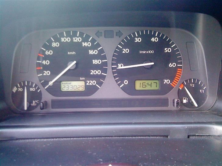 VW Vento =BYTTET= - Ventoen :D Selvom den efterhånden har kørt lidt meget køre den sq godt :) billede 12